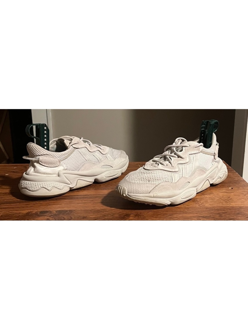 adidas Ozweego Chalk Pearl Sneakers Size 8